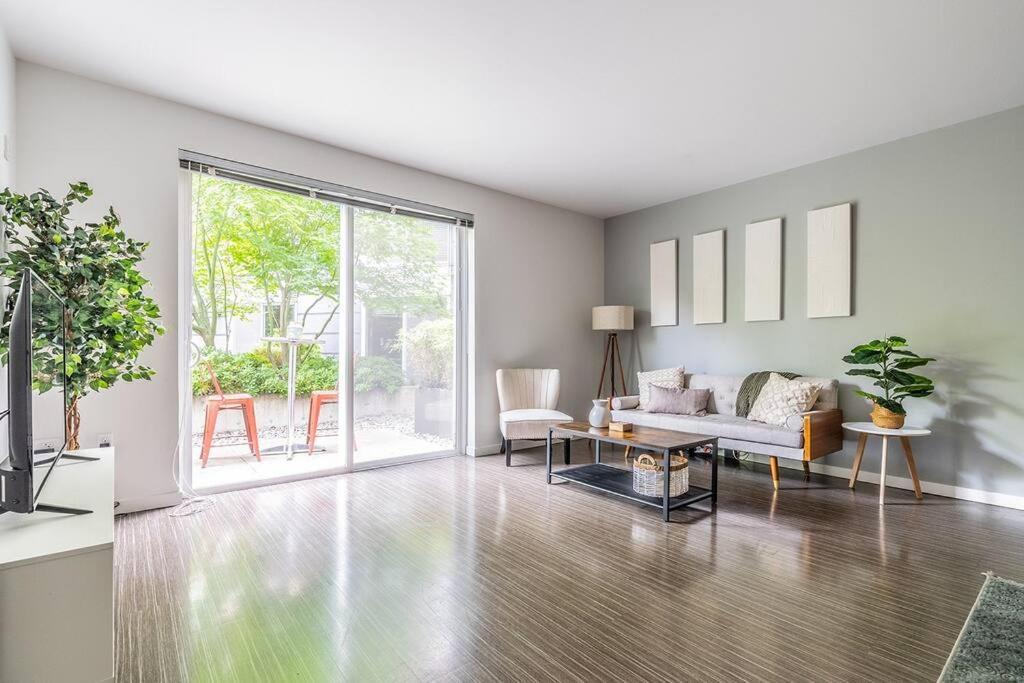 One Bedroom Luxury Apartment Seattle Exteriér fotografie