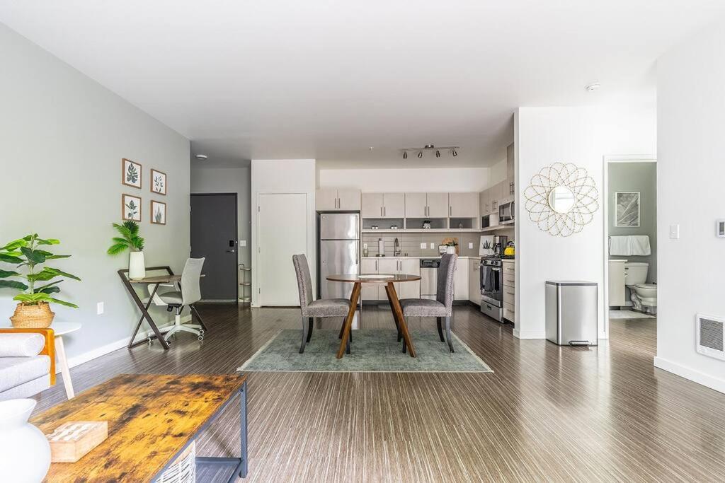 One Bedroom Luxury Apartment Seattle Exteriér fotografie
