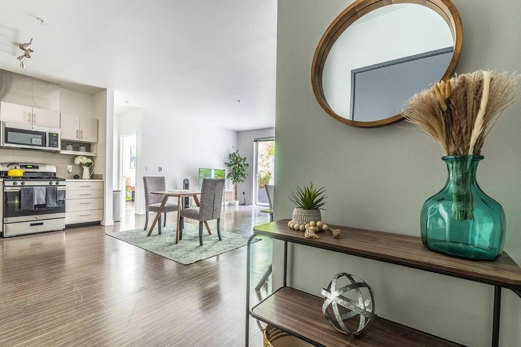 One Bedroom Luxury Apartment Seattle Exteriér fotografie